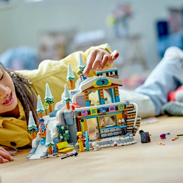 必買站】樂高LEGO 41756 假期滑雪場和咖啡廳樂高® Friends系列| LINE 禮物