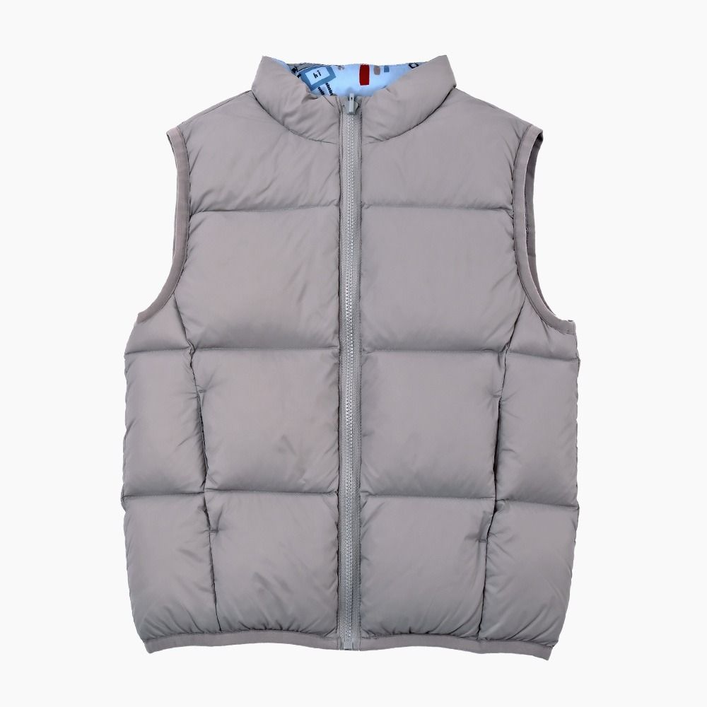 天然羽絨高效鎖溫，雙面穿搭變換造型，生日與節慶送禮最實用。