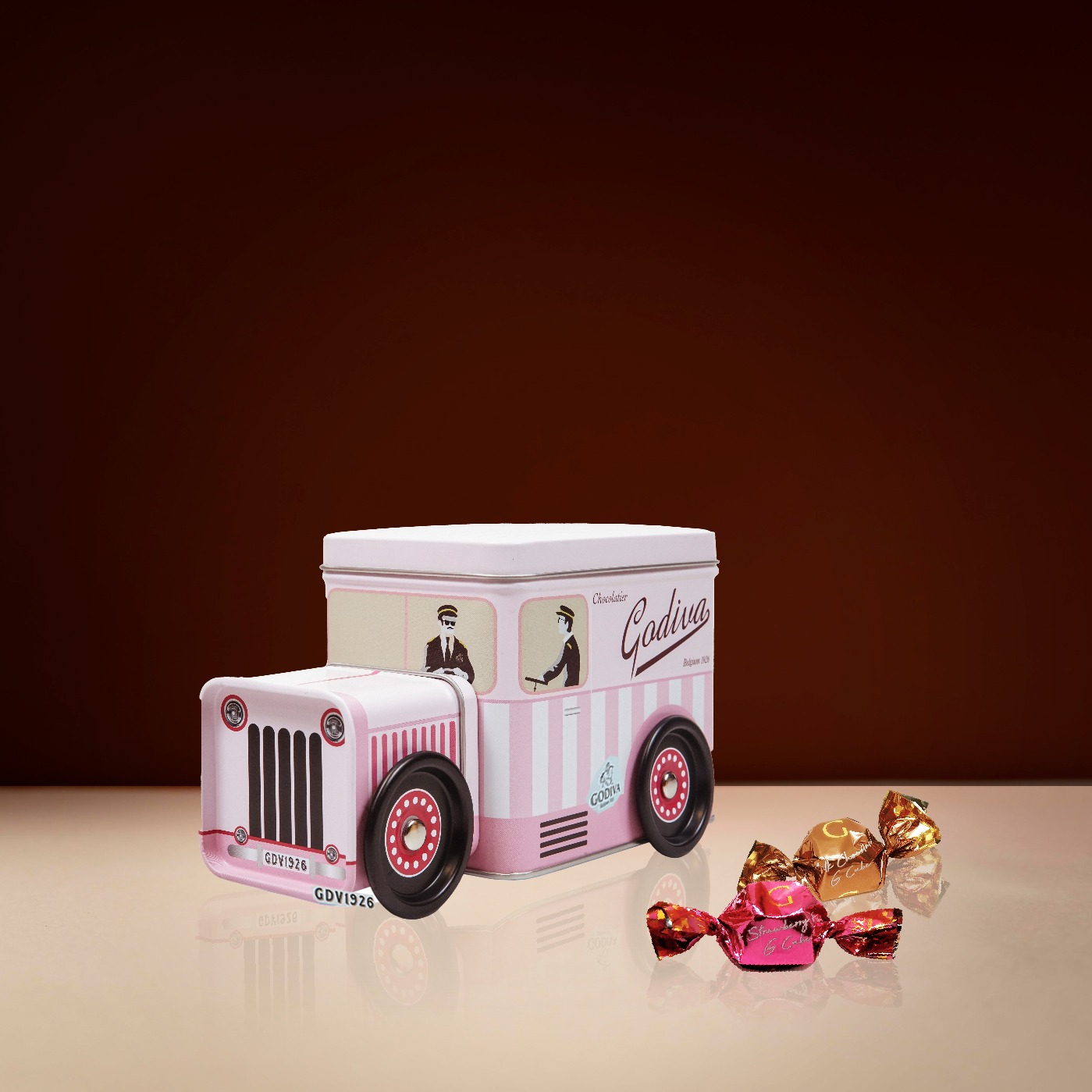 [快速出貨]【GODIVA】G Cube 松露巧克力粉色小貨車鐵盒10顆裝