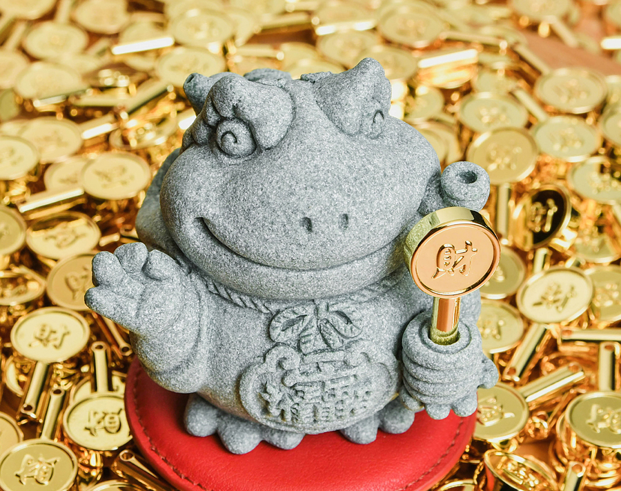 STORY LEATHER × 大甲鎮瀾宮】2023金兔年神算挖挖蛙招財擺飾| LINE 禮物